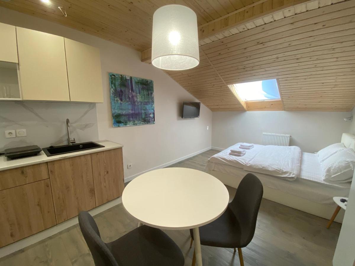 Центер Квартира На Вулиці Лесі Українки 19 Lviv Extérieur photo